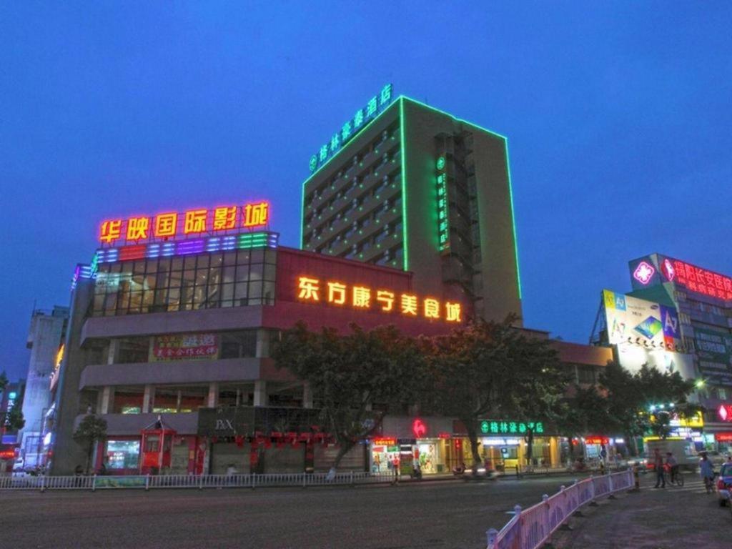 Greentree Inn Guangdong Jieyang Bus Terminal Station Ronghua Avenue Business Hotel Eksteriør bilde